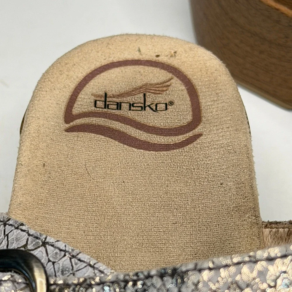 Dansko Slide Sandals Womens 8.5 Metallic Snakeskin Leather Buckle Wedge Comfort